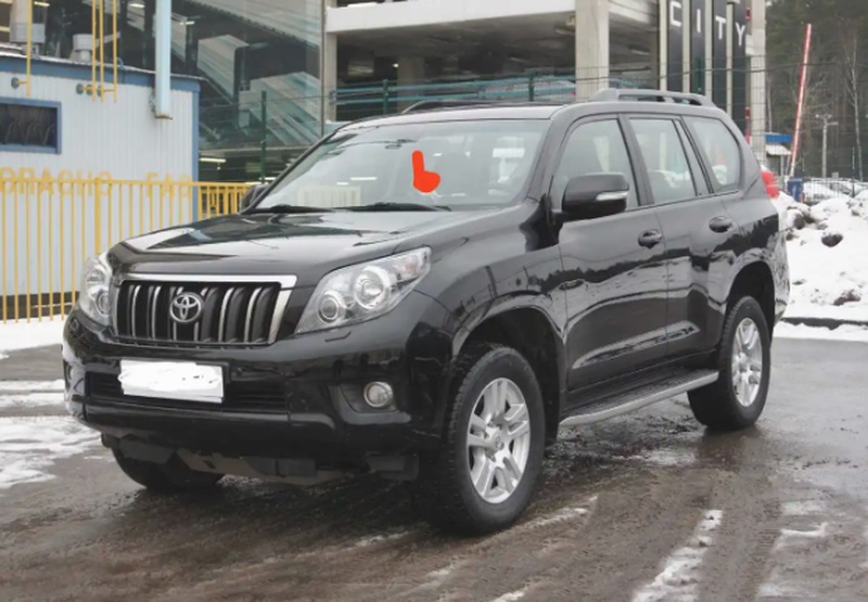 Лобовое стекло от toyota prado